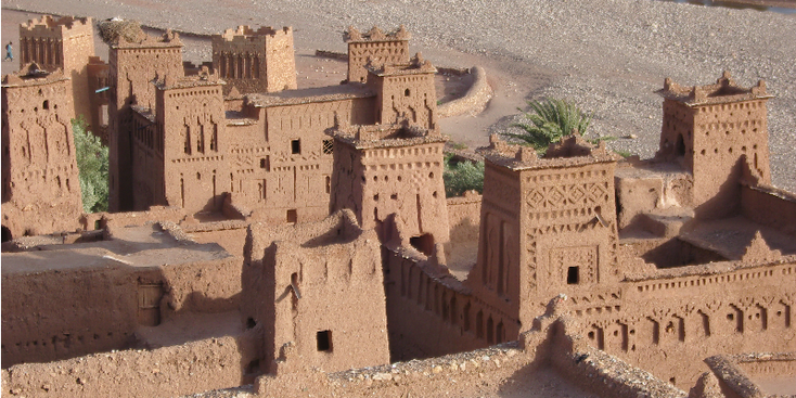 Ait-Benahddoudou-Kasbah-Morocco-Mudbrick-city-Dessert