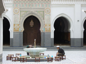 Meknes-King-City-Morocco-Mosque-Washing-Hands