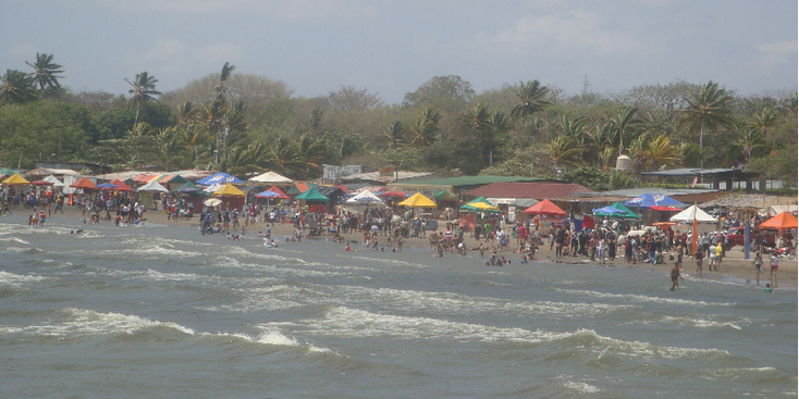 Isla-de-Ometepe -Nicaragua-Vulcano-Island-Beach