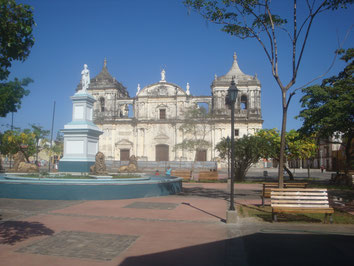 Leon-White-City-Colonial-Church-Nicaragua