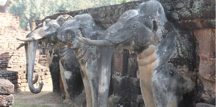 Kamphaeng-Phet-Buddha-Images-Park-Thailand-Elephants