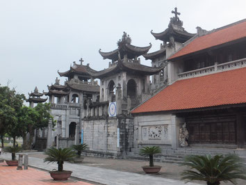 Phat-Diem-Cathedral-Christian-Church-Catholic-Vietnam