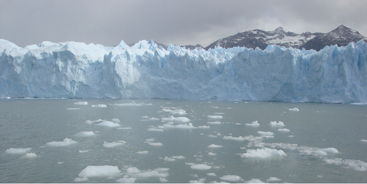 Argentinie-perito-moreno-Morenogletsjer-gletsjer-ijs-sneeuw-Los-glaciares-el-calafate