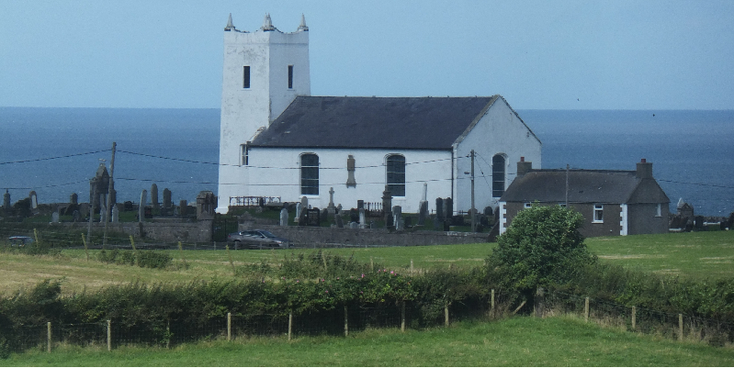 Giant's-Causeway-Northern-Ireland-Church-White-Coast
