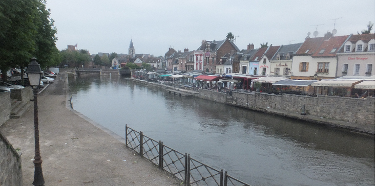 Amiens-Cathedral-Somme-France-Coloured-Houses
