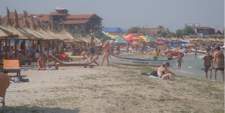 Vama-Veche-Beach-Party-Hippie-Romania-Tents-Camping-Sleeping