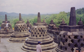 Borobodur-Hindu-Java-Indonesia-Java