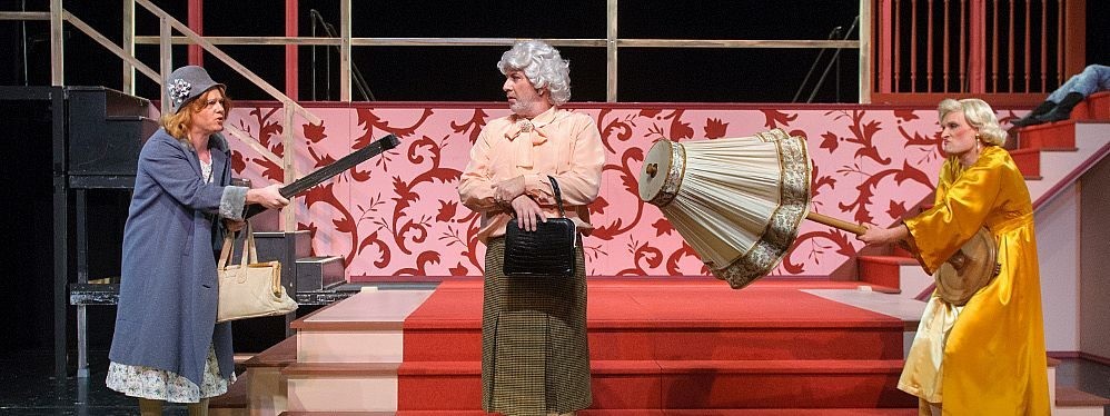 „Agatha Christies Hobby ist Mord!“ am Theater Lüneburg