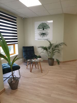 Intérieur d'un cabine d'hypnose à Dijon