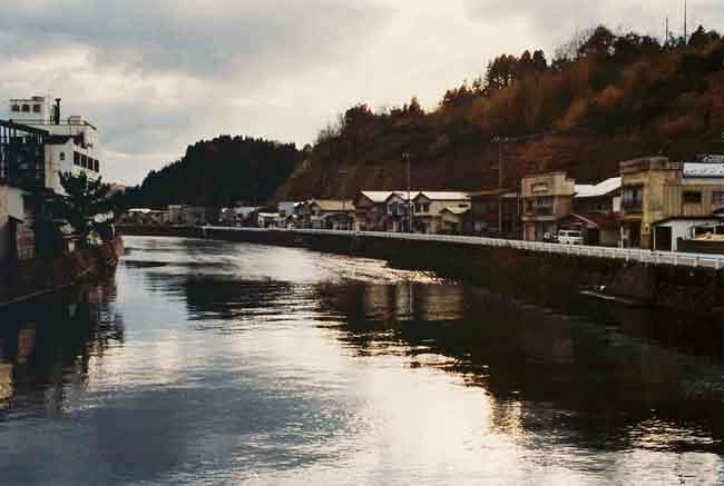 Grasshopper and Dragonfly - 尾仲浩二 公式ホームページ