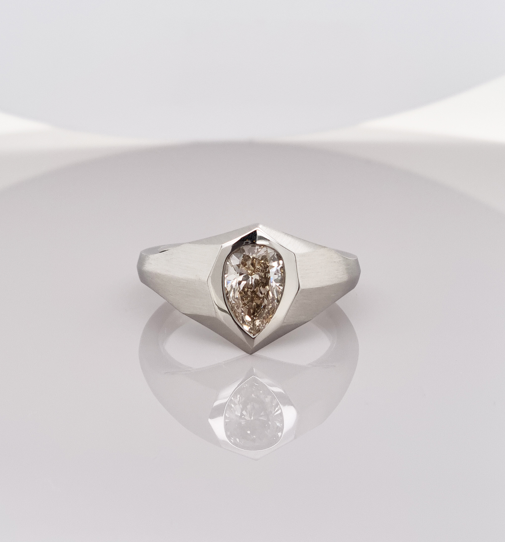 Diamantring von Seitner