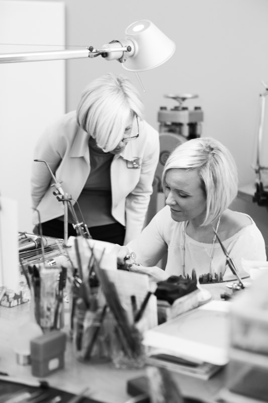 klassisches Goldschmiedehandwerk - gepaart mit innovativen Ideen und Schmuckdesign, Katja Haschka-Seitner