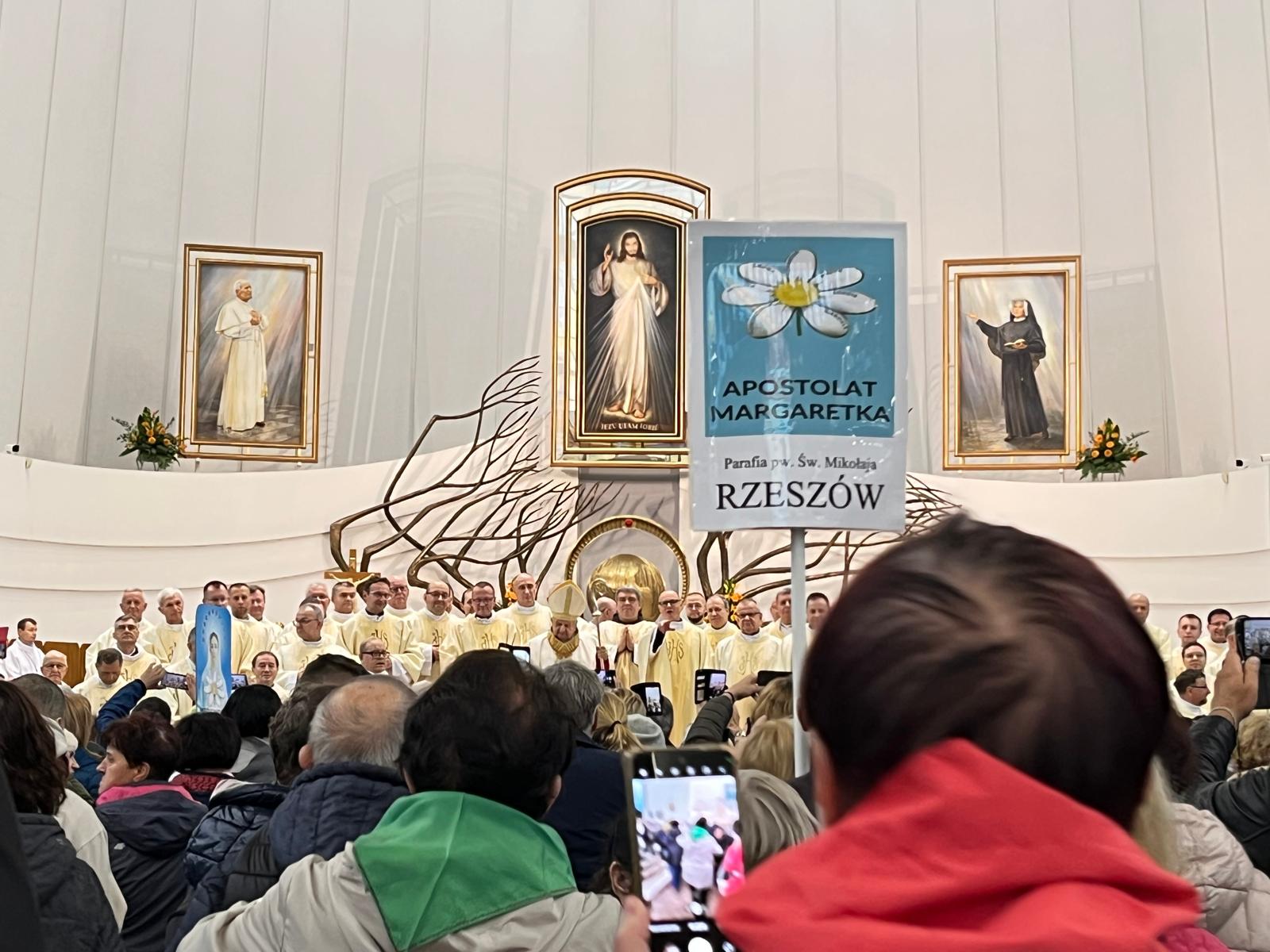 Pielgrzymka Apostolatu Margaretka do Łagiewnik