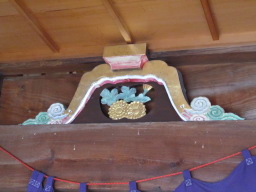 米子八幡神社　蛙又　右菊