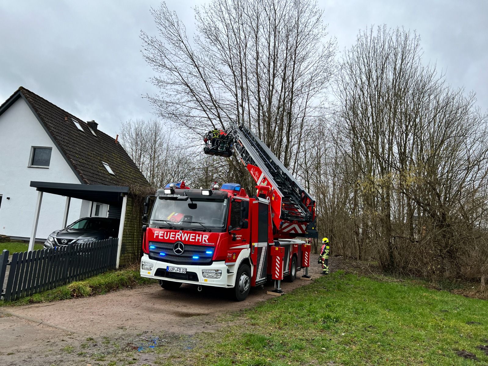 Für die Nutzung des Fotos möchten wir uns bei der Feuerwehr Lauenburg/Elbe bedanken.