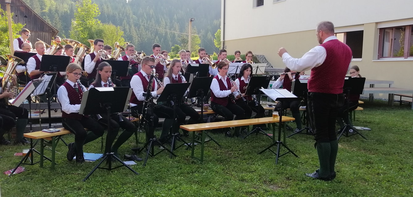 Darbietungen der Gastkapellen: Musikverein St. Peter am Kammersberg