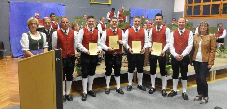 Ehrungen für 10 Jahre im Dienste der Trachtenkapelle Sirnitz: Gerald Konrad, Heinrich Konrad, Marco Obersteiner, Jürgen Flath