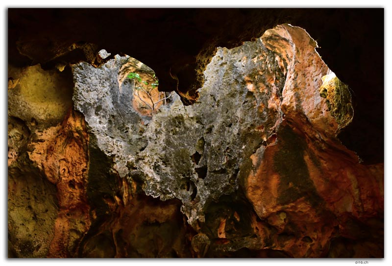 Quadirikiri Cave