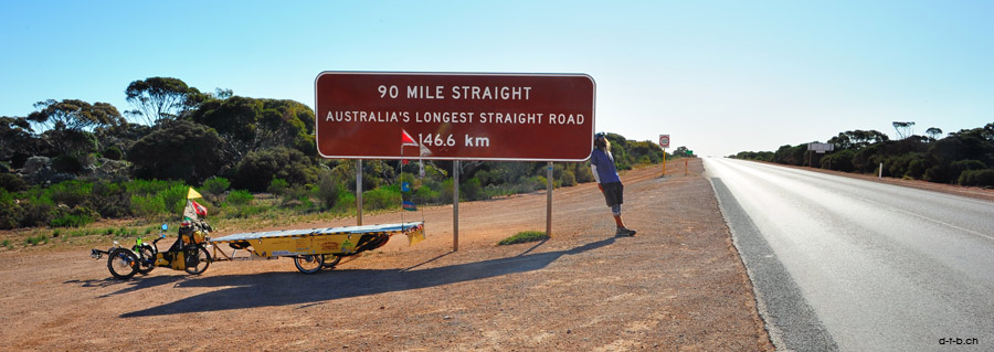 AU: Solatrike at 90 Mile Straight Road - Sign in Caiguna