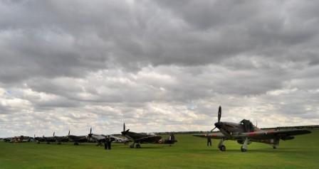 L077 Spitfires
