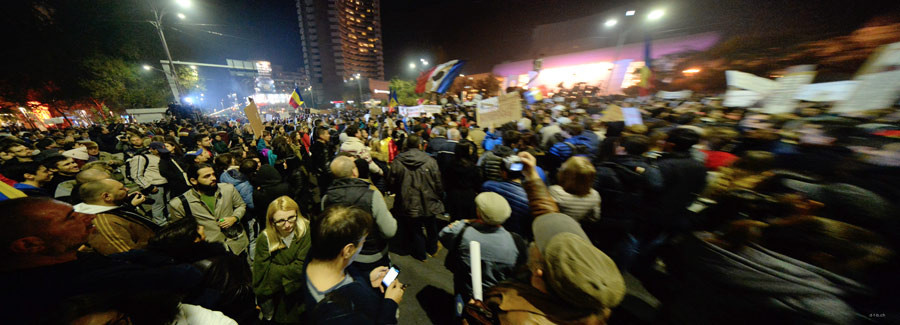 ROB045.Bukarest.Demonstration