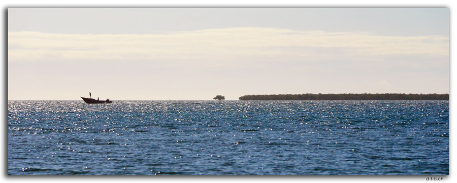 FJ0084.Vatia Beach. View to Yanuca Island
