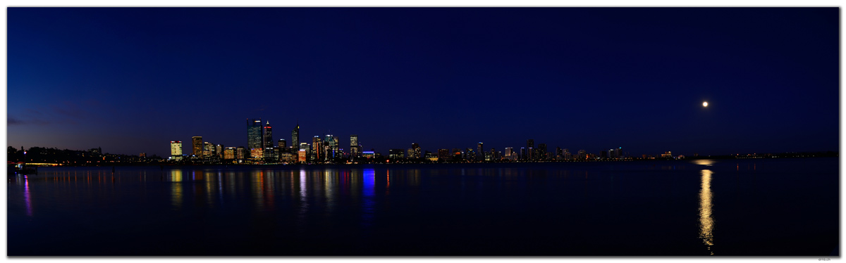AU0727.Perth at night