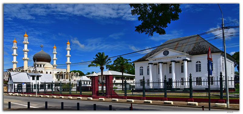 Paramaribo.Mosque and Synagoge