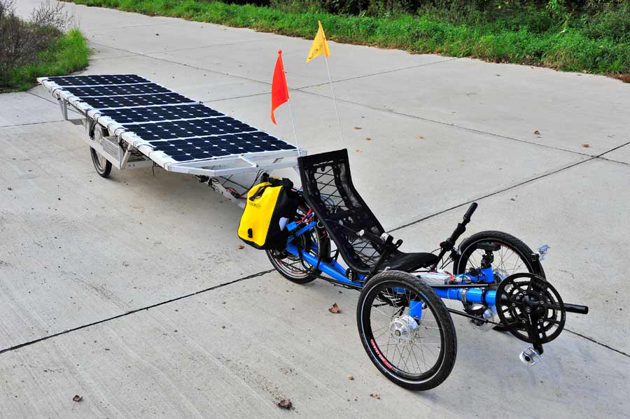 Solatrike Version 2 (noch provisorische Aufbauten zur Vortestfahrt) - (not all is fixed right now, just ready made for the first pre-test ride.)