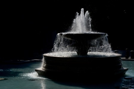 L136 Fountain