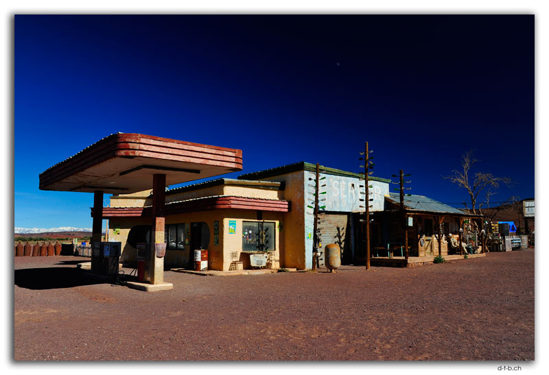 Gas Haven.Film set