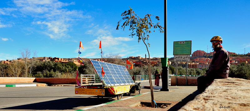 MA: Solatrike at Boumalne Dadès