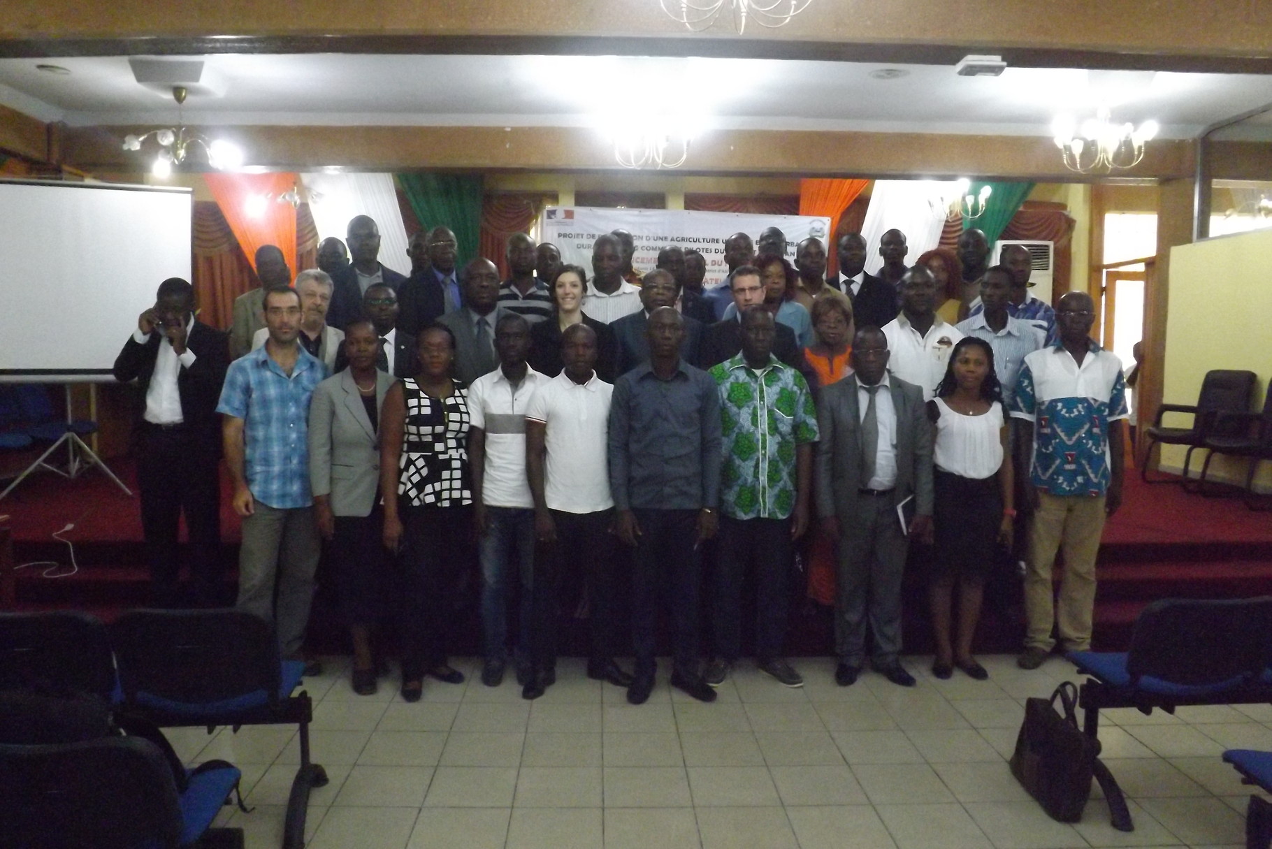 ceremonie d'ouverture de formation au district d'Abidjan