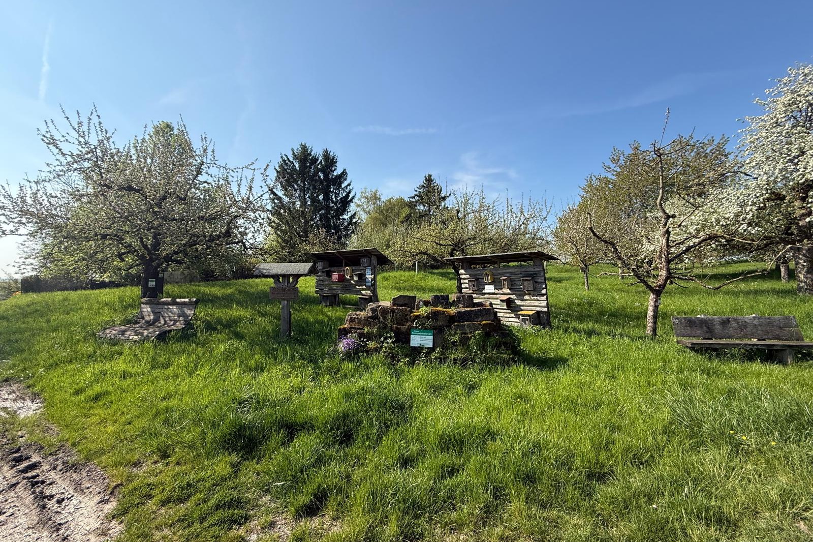 Pflegeeinsatz Obstsortengarten 18.04.2026