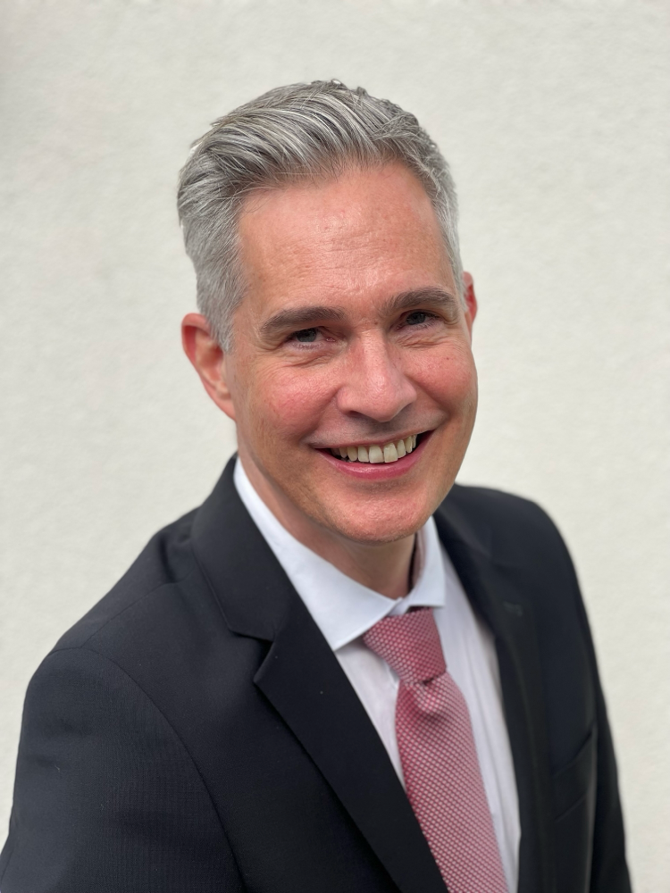 Meditation Trainer Paul Christian Castellez