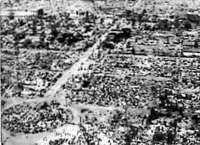 米軍の空襲と砲撃で焼け野原となったマニラ市街