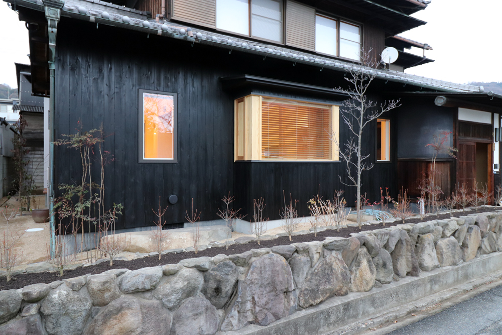 竣工しました／児島の越屋根