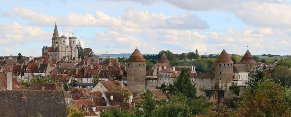 Blick auf Semur-en-Auxois