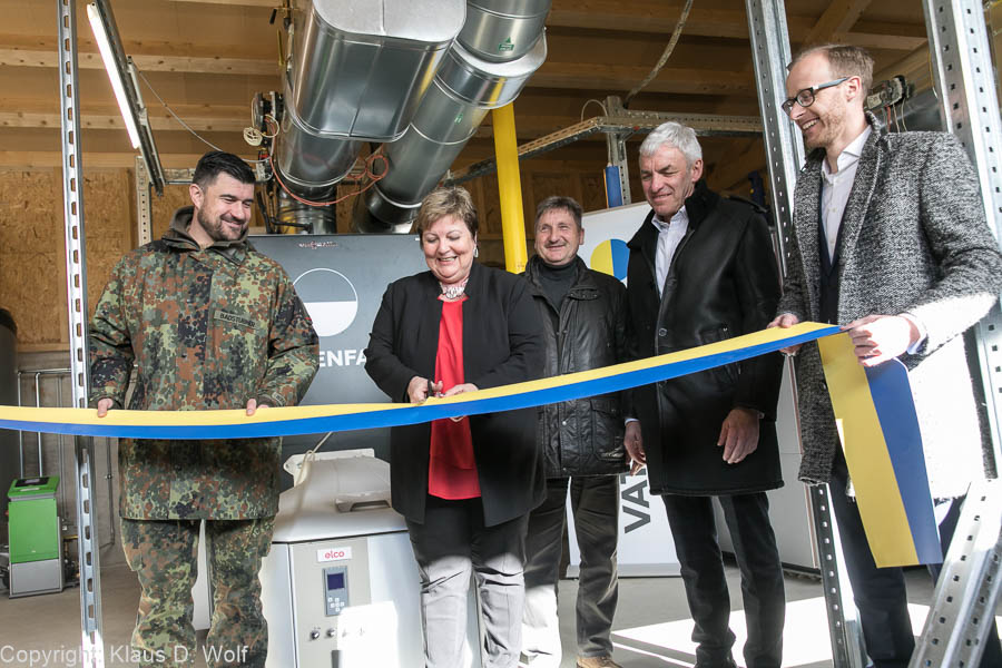 Unternehmensfotograf München: Pressefoto der Einweihung einer Vattenfall Biowärmeanlage