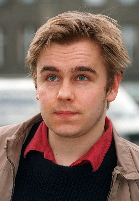 Frank Giering bei einem Pressetermin zu seinem ersten Fernsehfilm »Der Verräter« (Februar 1995) / ©picture-alliance / ZB / Nestor Bachmann