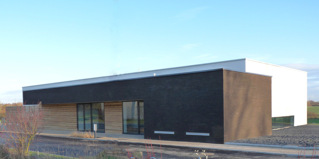 Façade