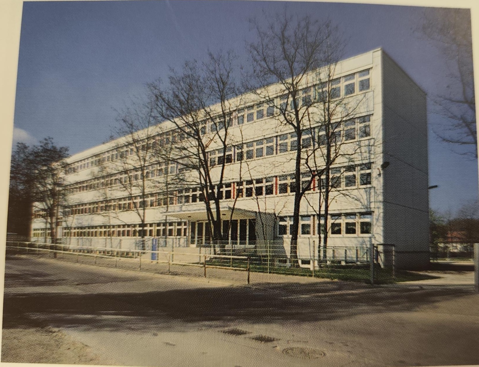 Straßenseite - neu