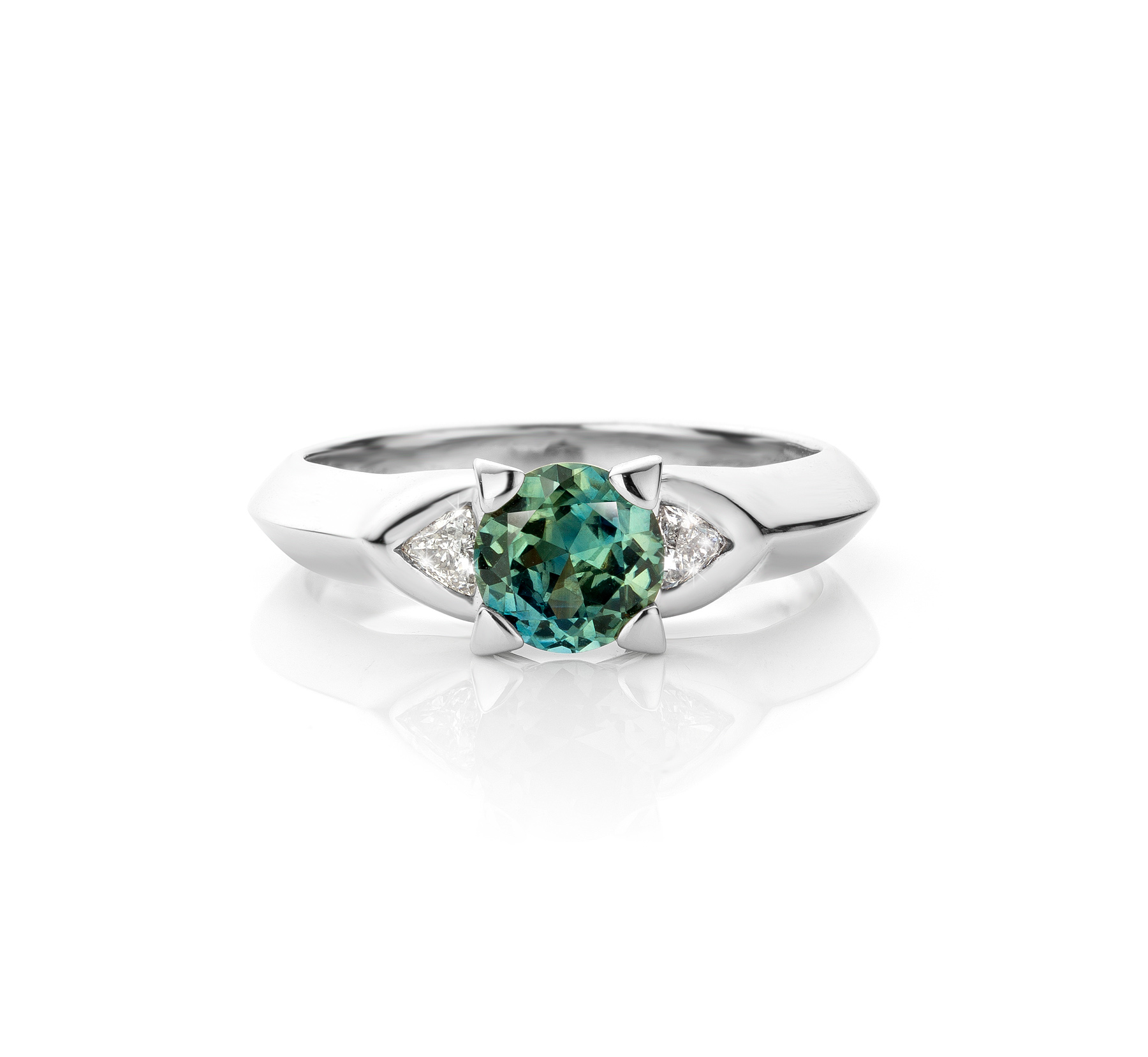 Witgouden Parti Saffier ring