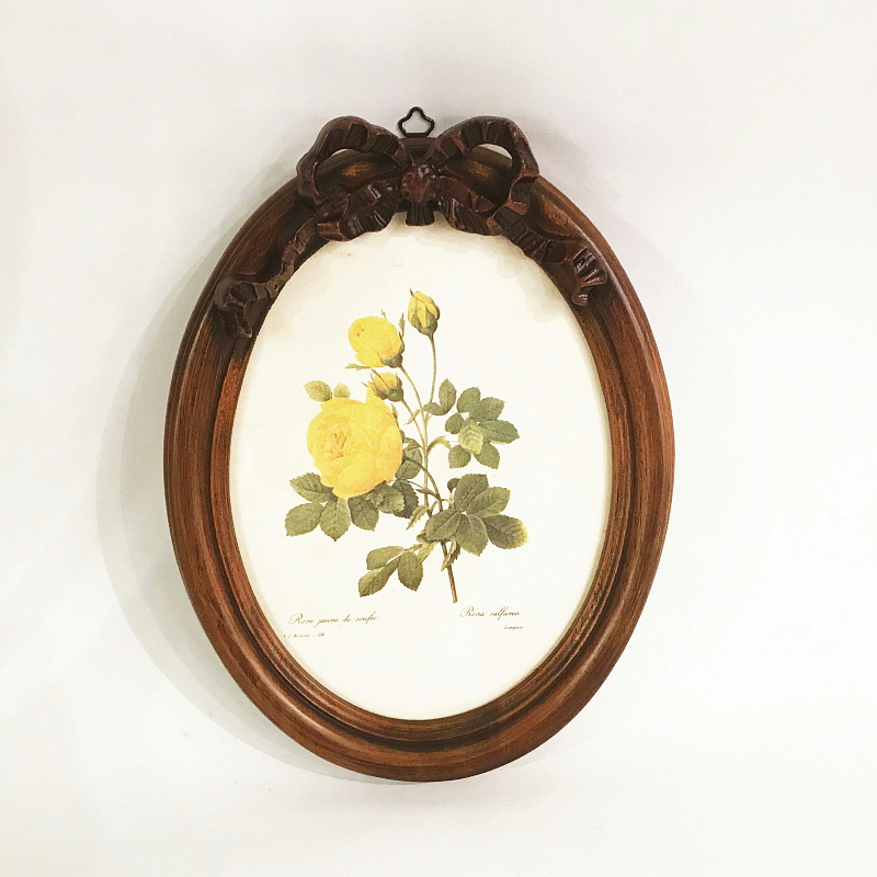リボン額のルドゥーテ薔薇絵です。