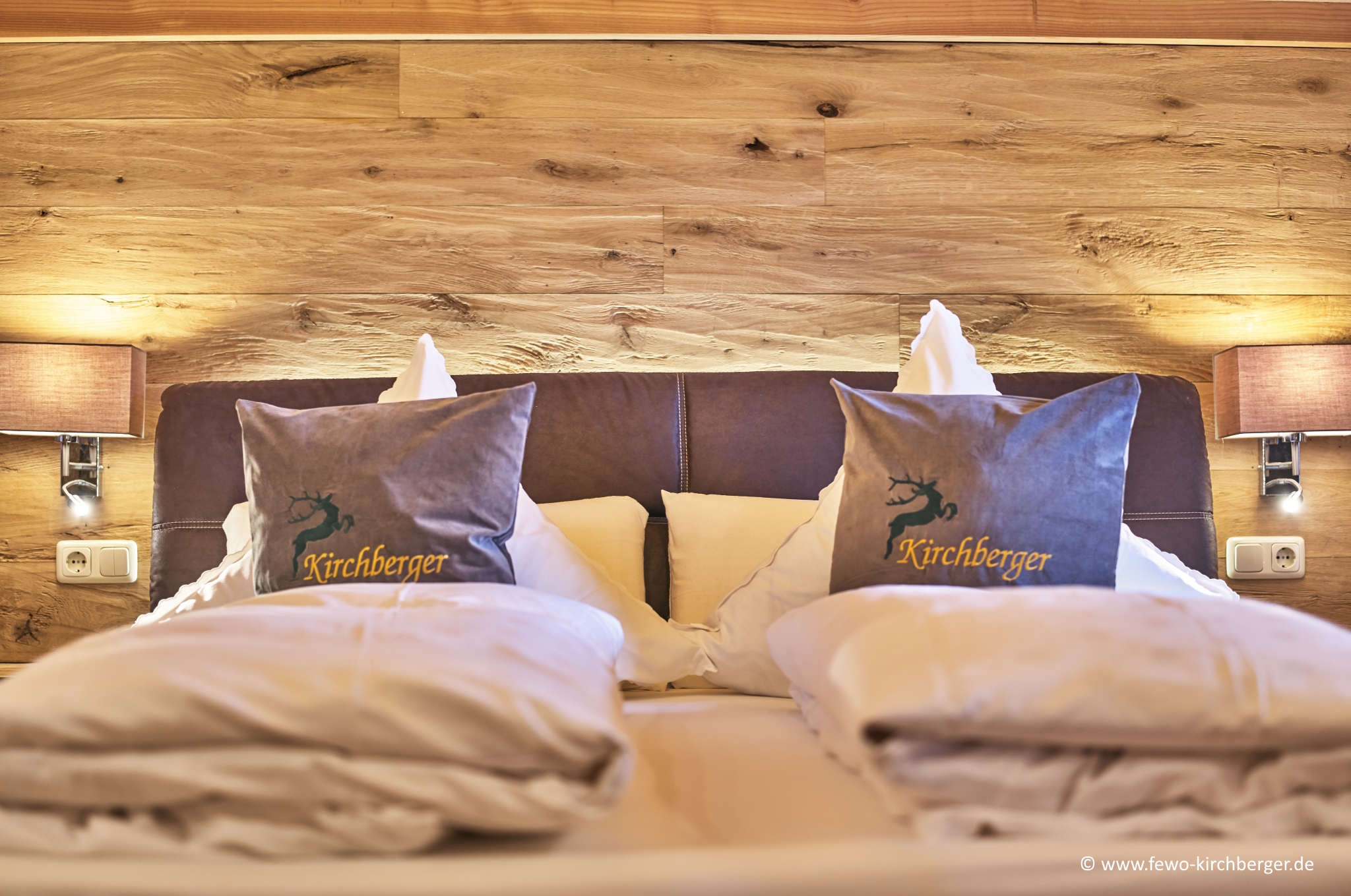 Eiche gehackt & gebürstet Schlafzimmer Nut und Federbretter Vintage-Holz