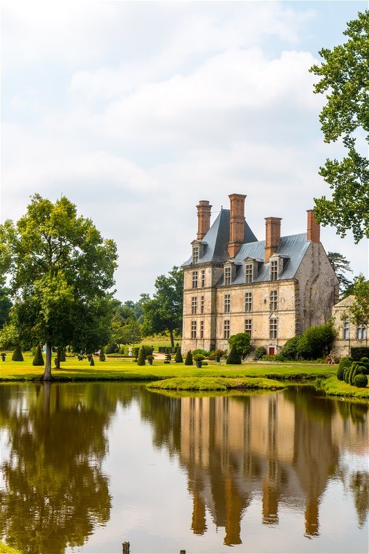 das schloss bei st. pochair