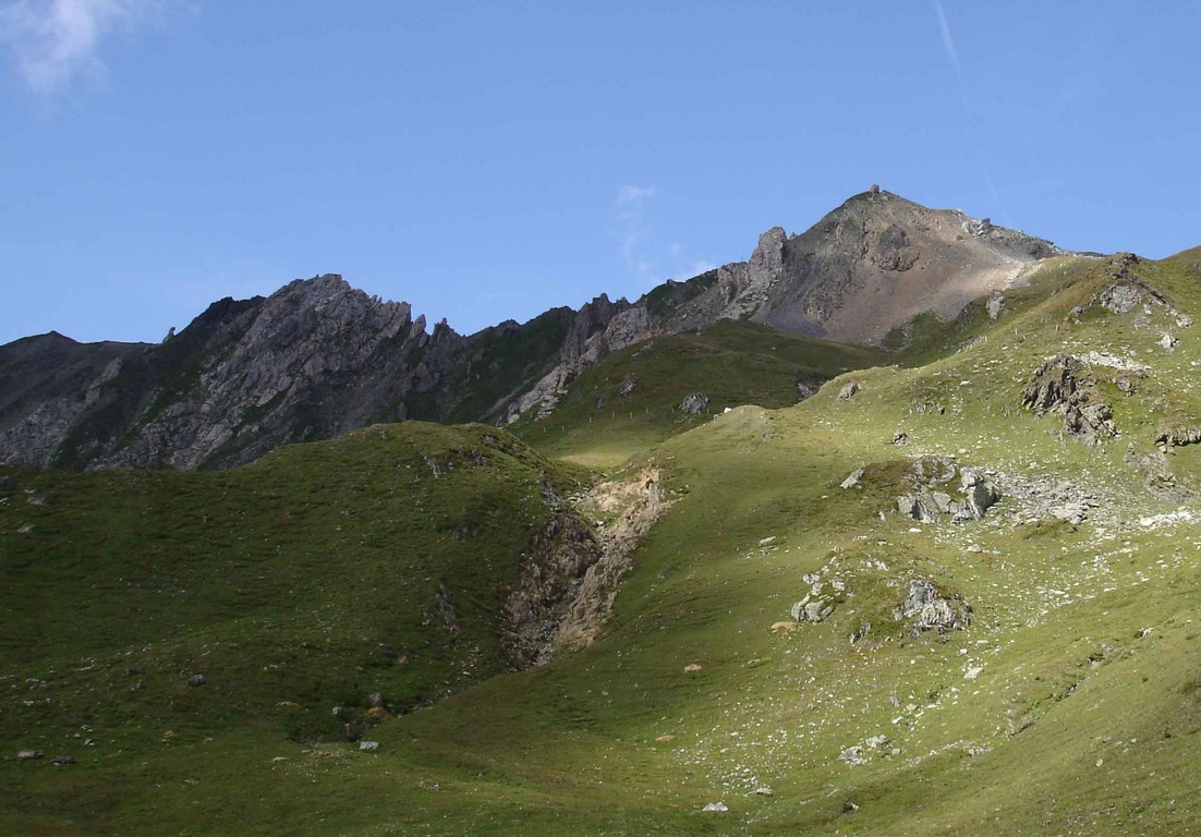 das kreuzjoch im naviser tal