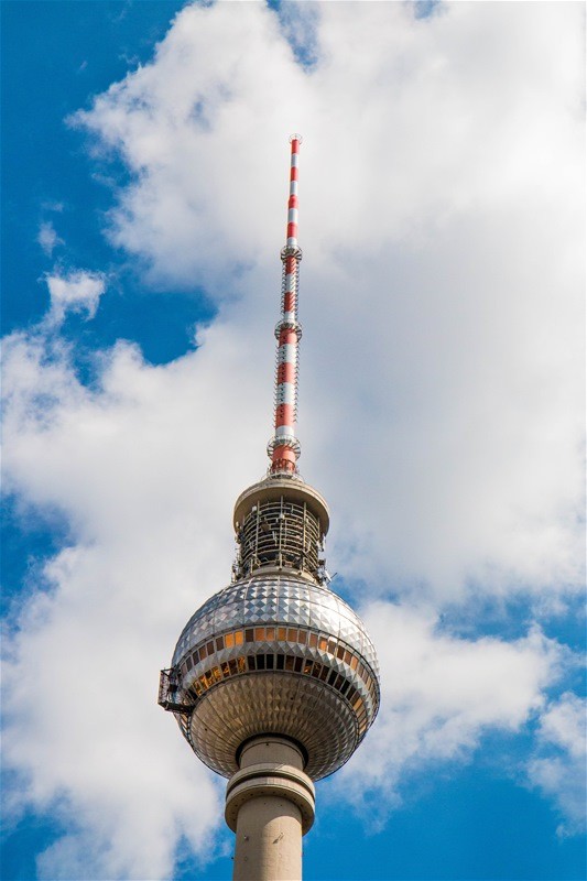 fernsehturm am alexanderrplatz - berlin