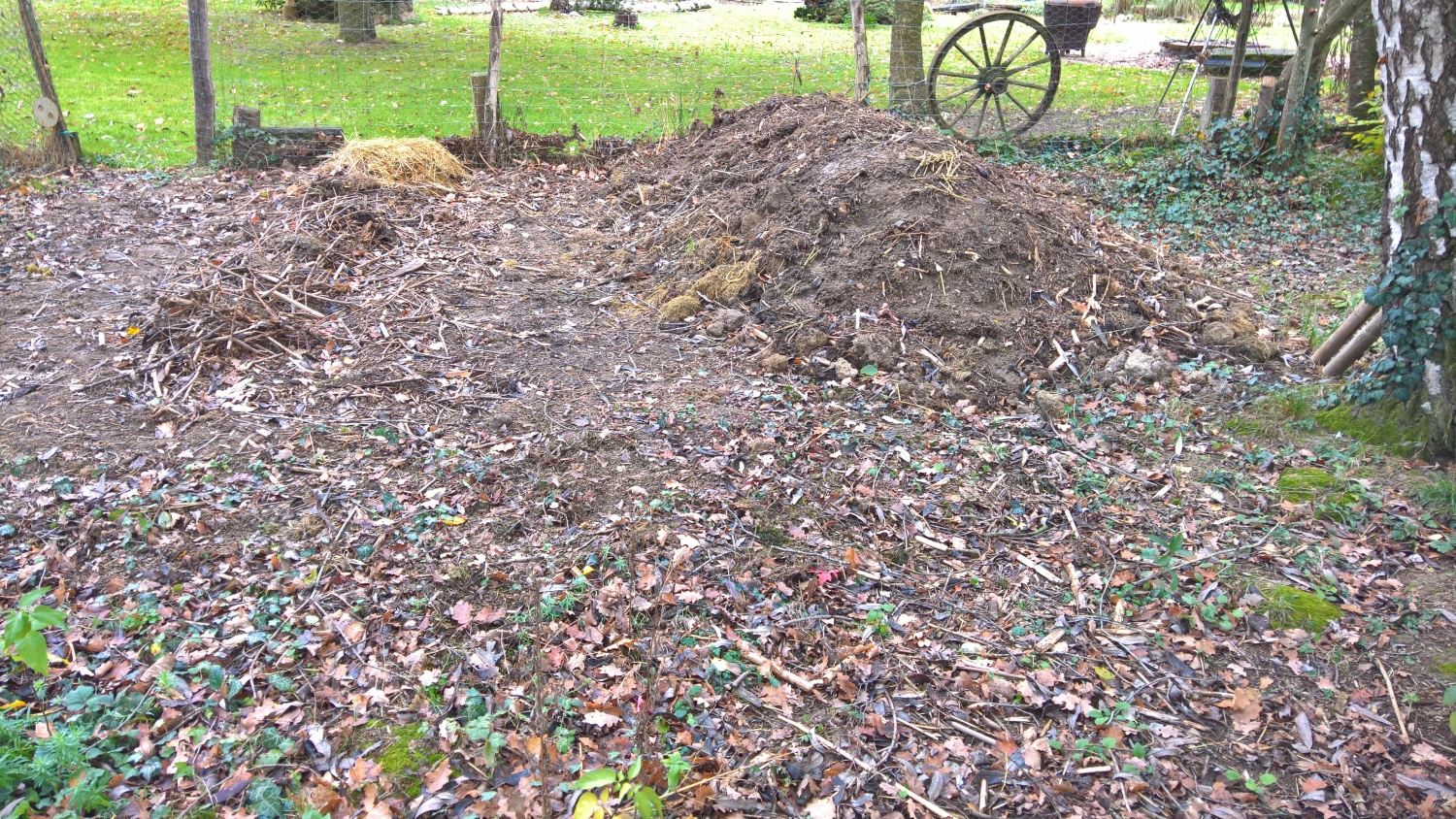 Der Kompost ist parat und bleibt mindestens bis zum Frühling liegen