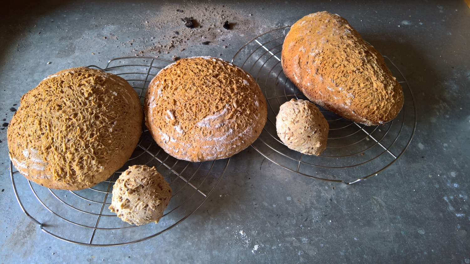 Annettes erster grosser Erfolg mit Brot backen im Holzofen